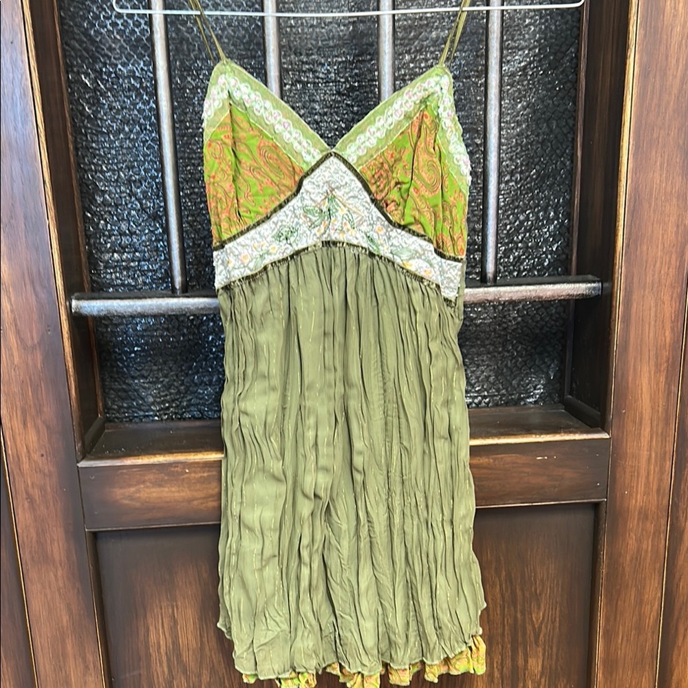 Kaktus Green and Pink Embroidered Dress